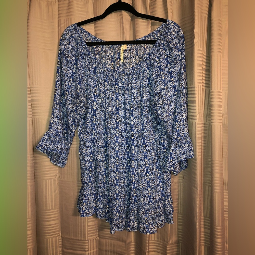 Grande & Greene blue and white patterned 3/4 sleeve top XL